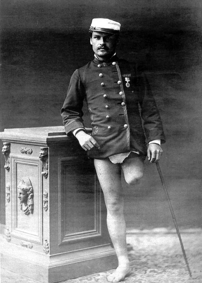 Héroe - Desierto Plúmbico