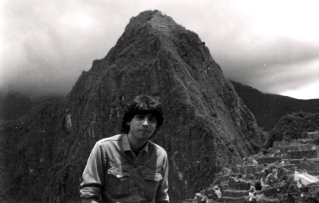 228293_1036004776579_1232_n (1)